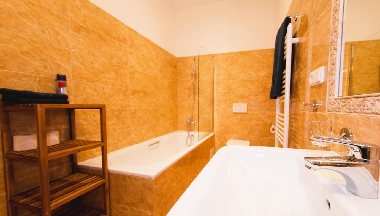Boutique Residence By Little King Aparthotel 3*