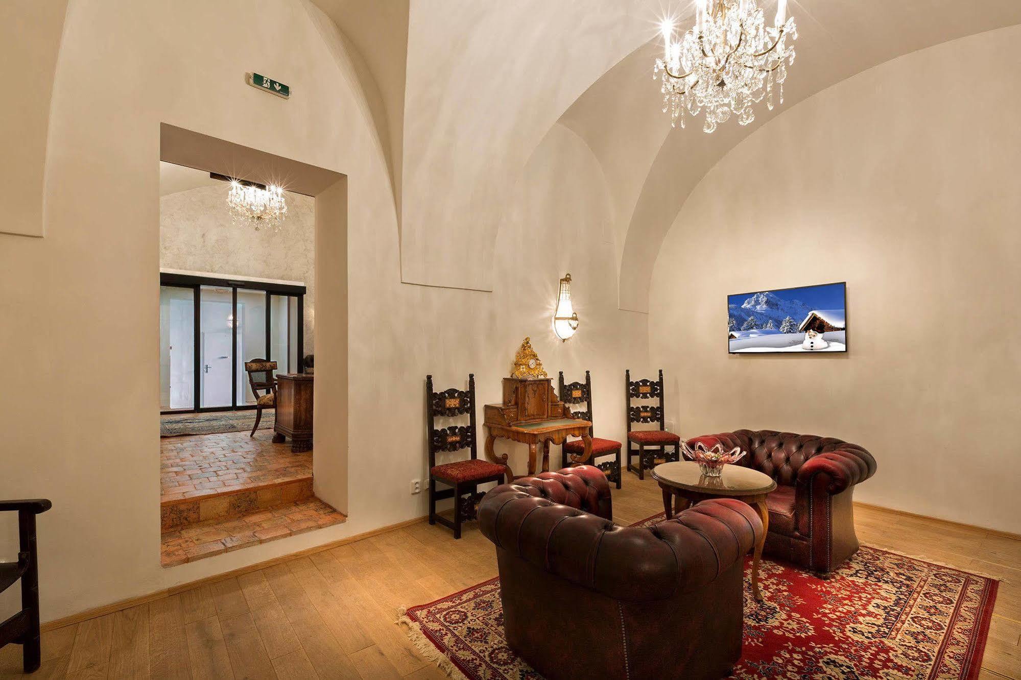 Boutique By Little King Apart Otel